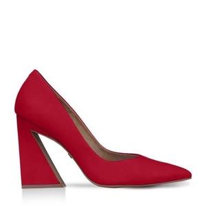 Carrano Ella dress pumps- size 8    Red heels